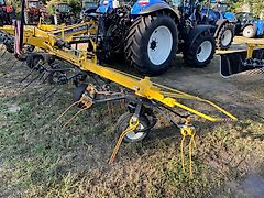 New Holland ProTed 760