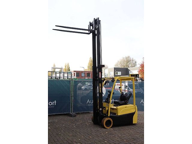 Hyster J2.0XNT MWB