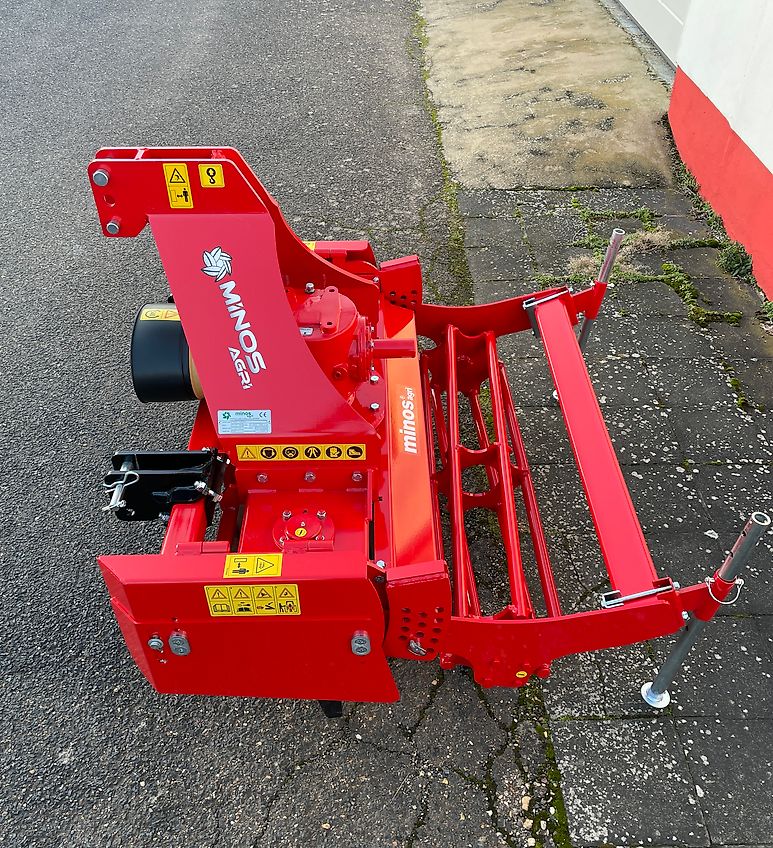 Minos Agri Minos Agri Kreiselegge Wein,- und Obstbau M-DRAM-1300-HM mit Rohrstabwalze