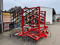 BM Maschinenbau Ackeregge / Egge 5,6m 2-reihig mit Holzauflage und Beleuchtung