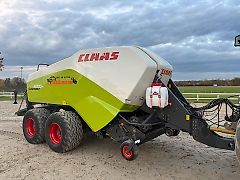Claas Quadrant 3200 Finecut Quaderballenpresse BigPack