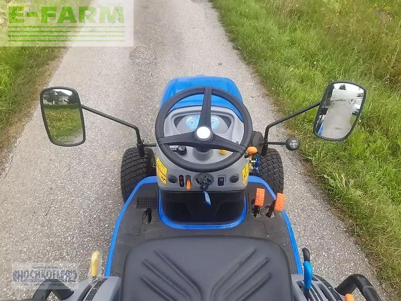 New Holland boomer 25 c C