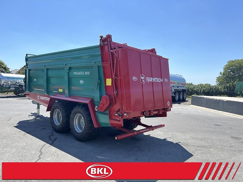 Farmtech MEGAFEX 1800 Stalldungstreuer