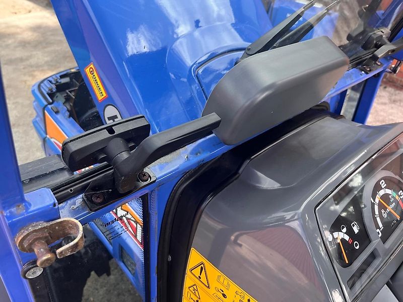 Iseki Iseki TM 3215 AHLK Traktor * Schlepper * Winterdienst