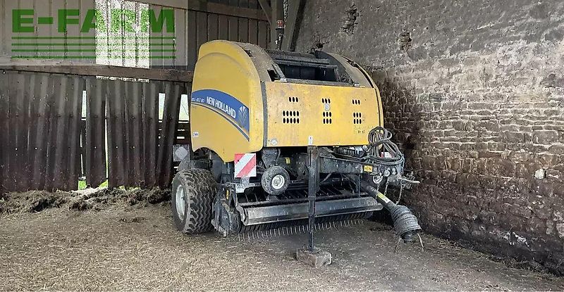 New Holland roll-belt 180 superfeed