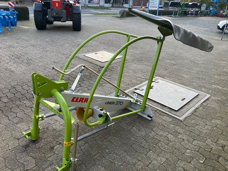 Claas LINER 370