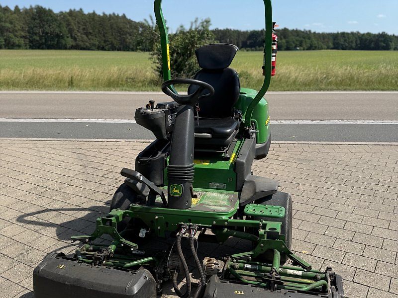 John Deere 2500 E