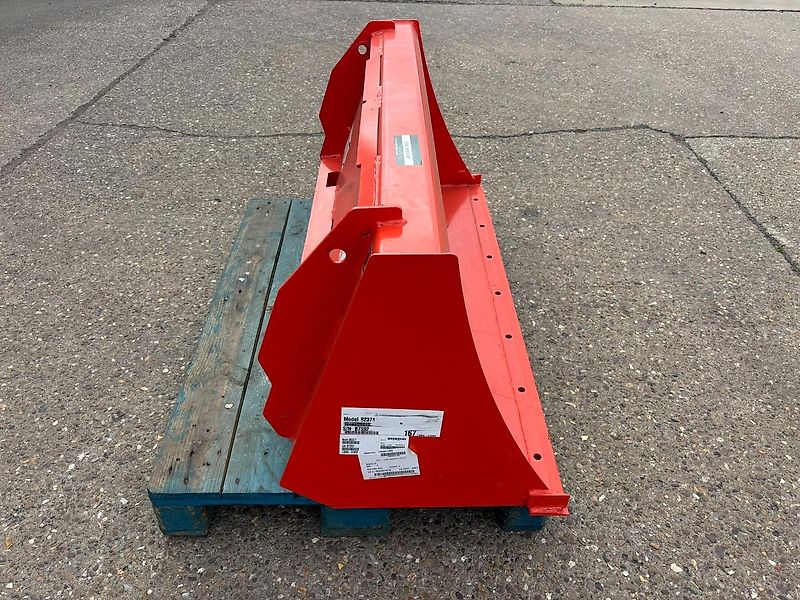 Kubota B2371 54” Bucket