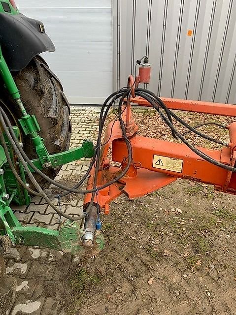 Kuhn KORSER 7NS