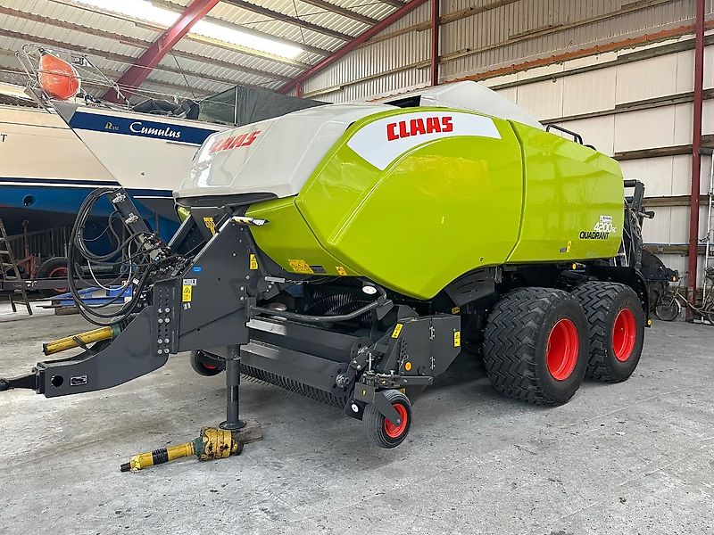 Claas Quadrant 4200 Rc