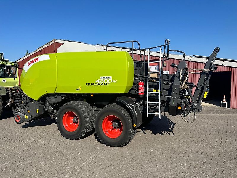 Claas Quadrant 4200 Rc