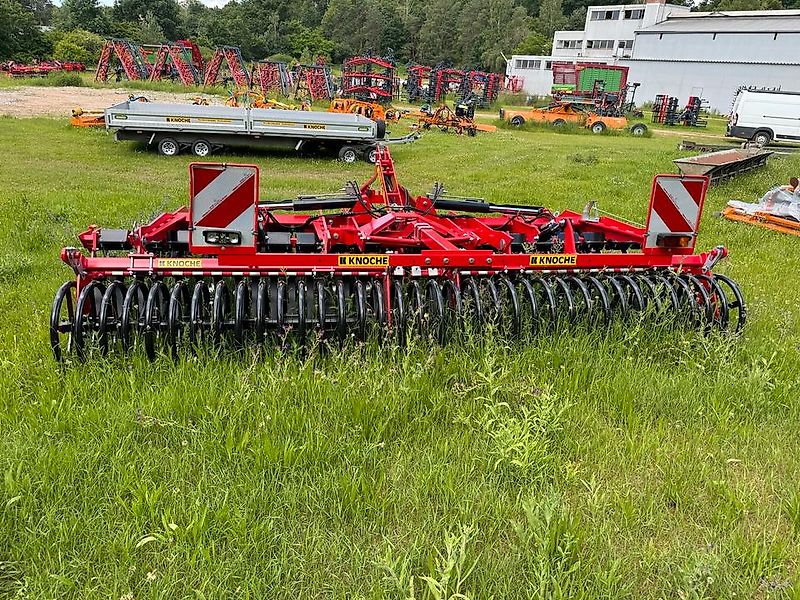 Knoche Kurzscheibenegge Crossmax 450