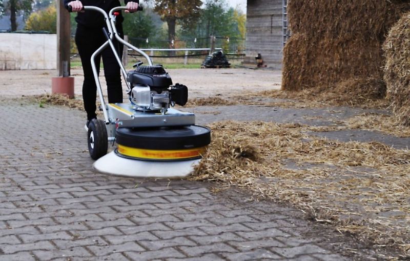 Westermann Radialbesen WR 870 Honda PRO Kehrmaschine