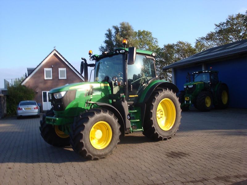 John Deere 6130 R Command Pro
