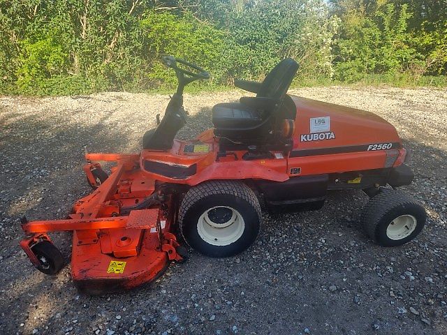 Kubota F2560
