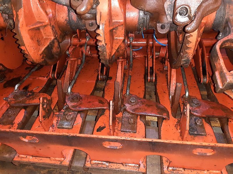 Hesston 4700 (Spare part/Reservedel/Ersatzteil)