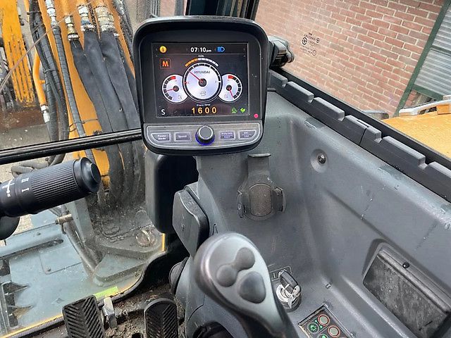 Hyundai 55W-9A Mobiele kraan