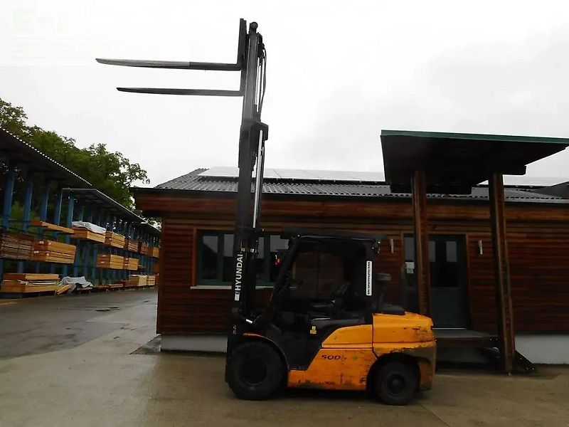 Hyundai 50da-9 euro5 ( triplex 4,9m + 3. u. 4. kreis )