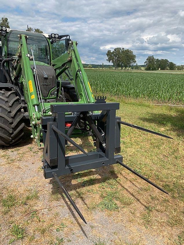 Metall-Bau DUO Ballengabel für Rundballentransport - Vorführer