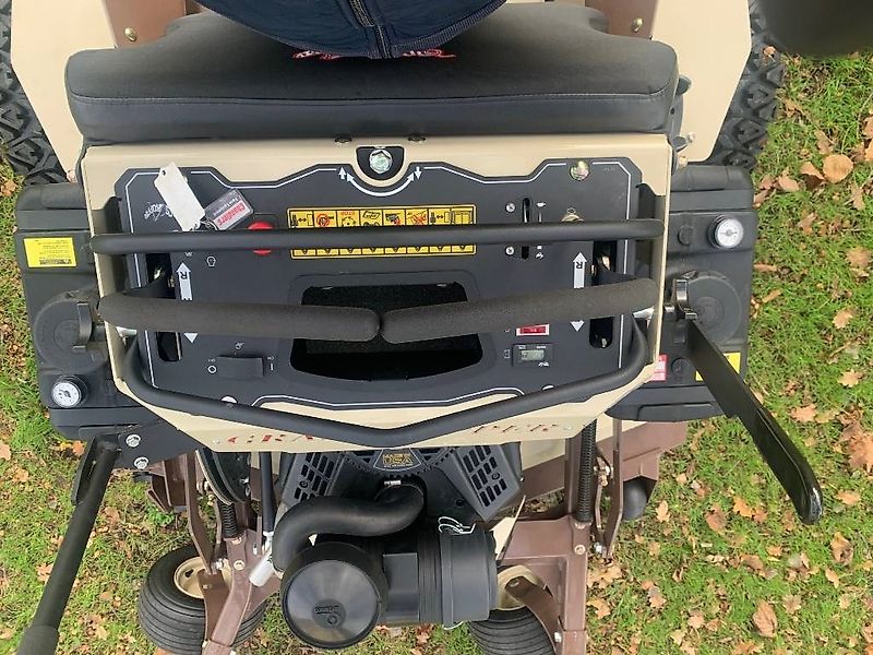 Honda SO26 STAND ON MOWER