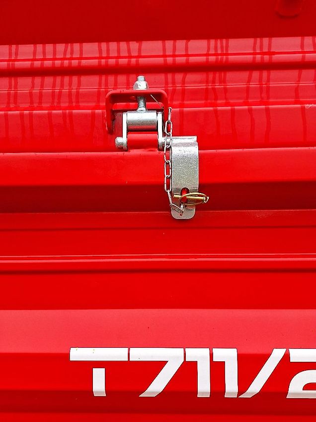 Metal-fach T711/2 inklusive verschiedene Optionen -aus Finanzierungsrücklaeufer (FG.Nr: ..0300)