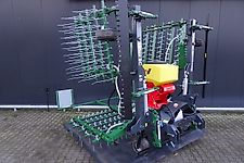 Hofstede Awemak Doorzaai weeder wiedeg wied eg gras grasland weide eg doorzaaier zode beluchter