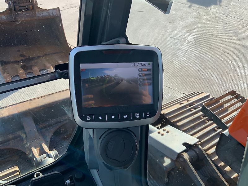 Doosan DX140 LC Digger (ST25163)