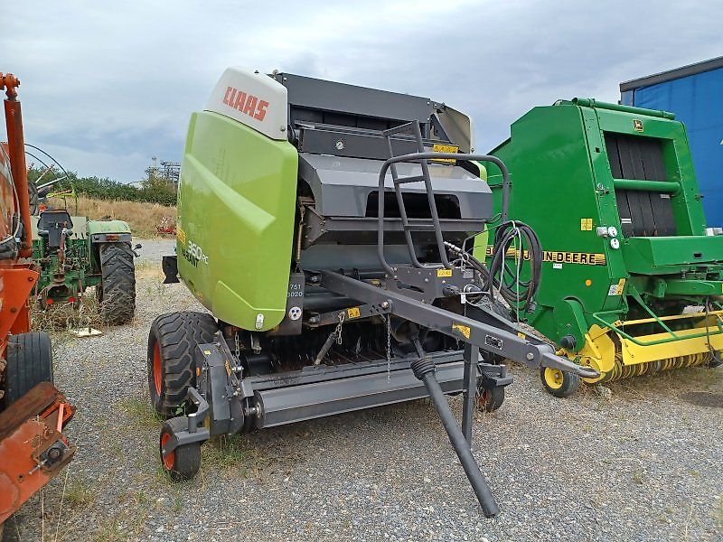 Claas Variant 360 RC