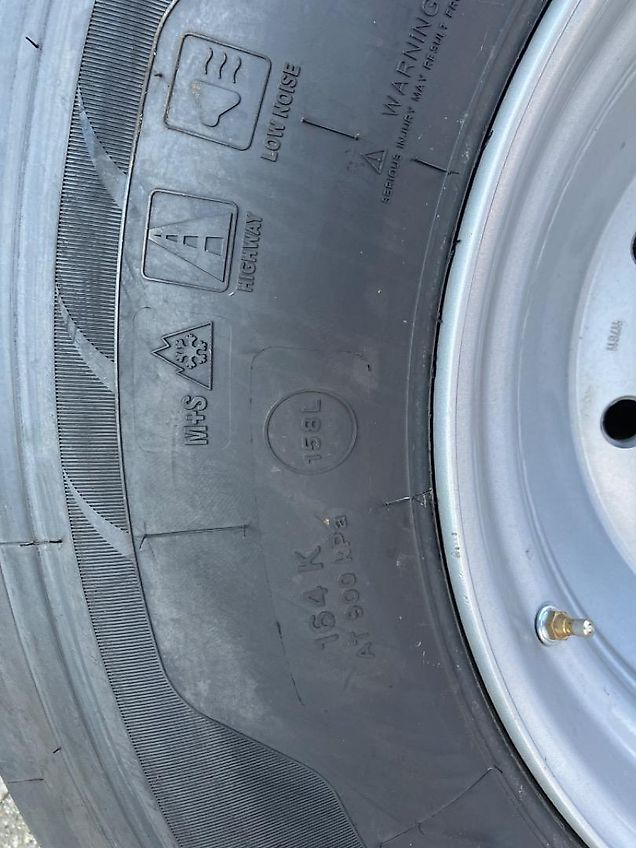 Strautmann - Knies -  Kröger - Rudolph -  Welger - Brantner - Kompletträder 385/65R22.5