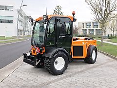 MULTIHOG MX Schlepper Geräteträger Winterdienst