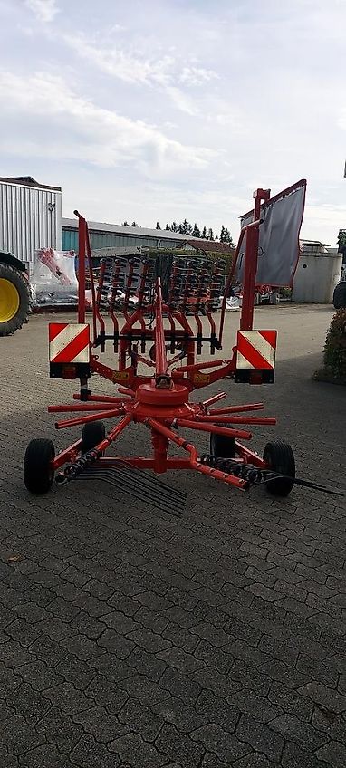 Kuhn GA 4201 Einkreisel-Schwader