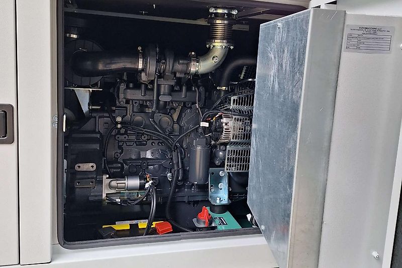 Euromacchine Dieselaggregat - Motor (z.B. 82 PS)/ Stromgenerator + Rovatti Pumpe
