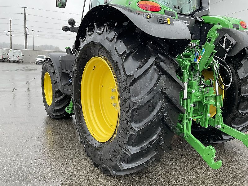 John Deere 6M 150