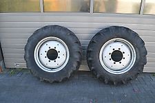 Reifen m. Felgen 12.4-24 f. Deutz 7807,7207,7206,6806,DX4.30,4.10