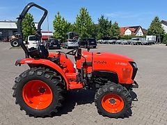 Kubota L1-382 DHW EC HYDROSTAT