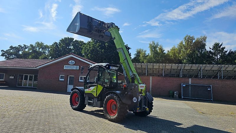 Claas Scorpion 742
