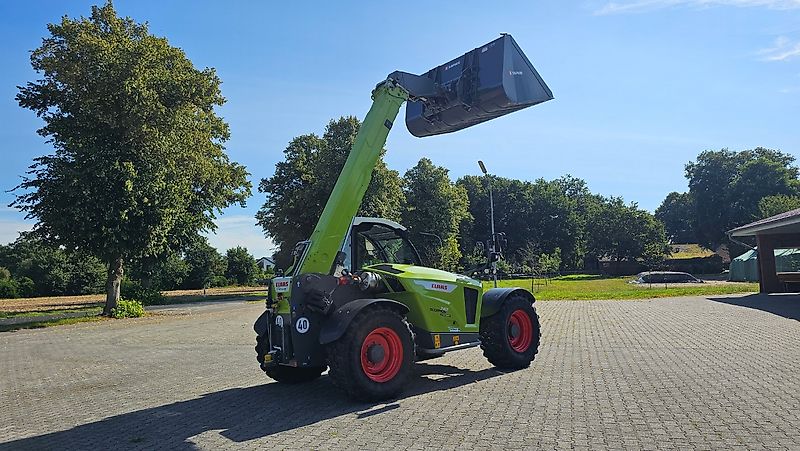 Claas Scorpion 742