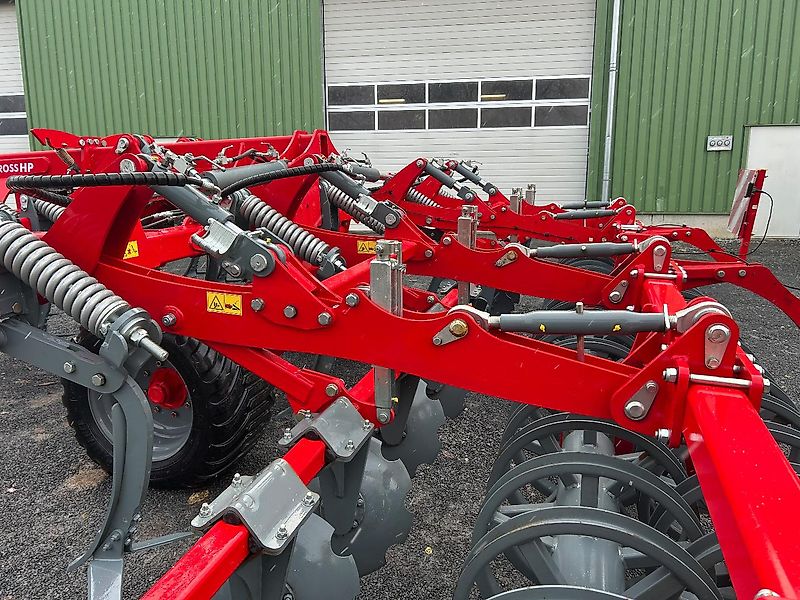 Unia Cross HP 6 vierbalkiger Flügelschargrubber Doppel U-Walze Auslösekraft 560kg