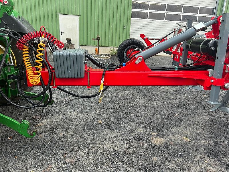 Unia Cross HP 6 vierbalkiger Flügelschargrubber Doppel U-Walze Auslösekraft 560kg