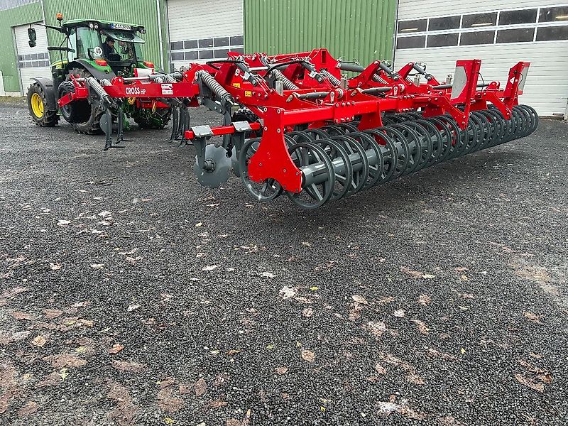 Unia Cross HP 6 vierbalkiger Flügelschargrubber Doppel U-Walze Auslösekraft 560kg