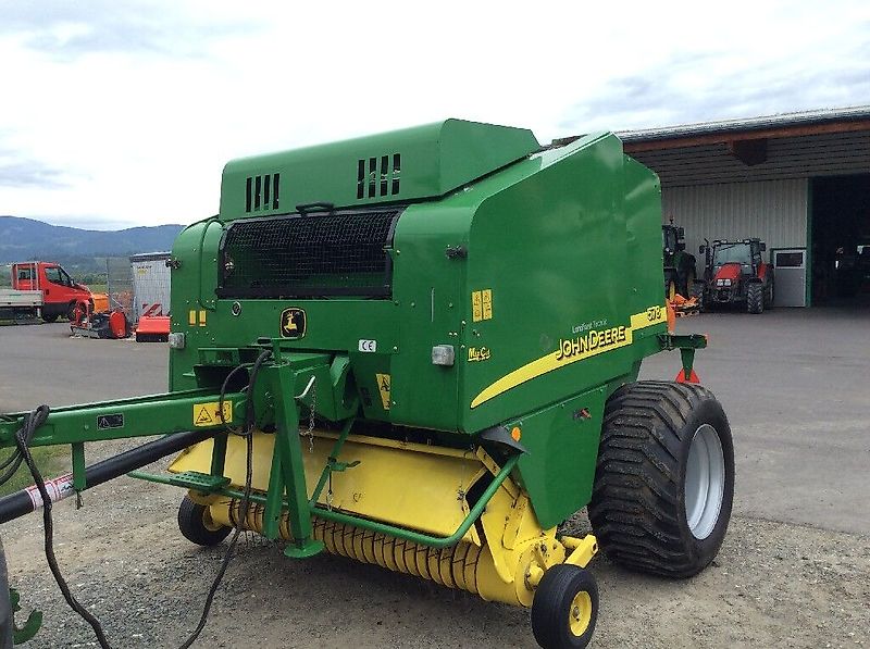 John Deere 578