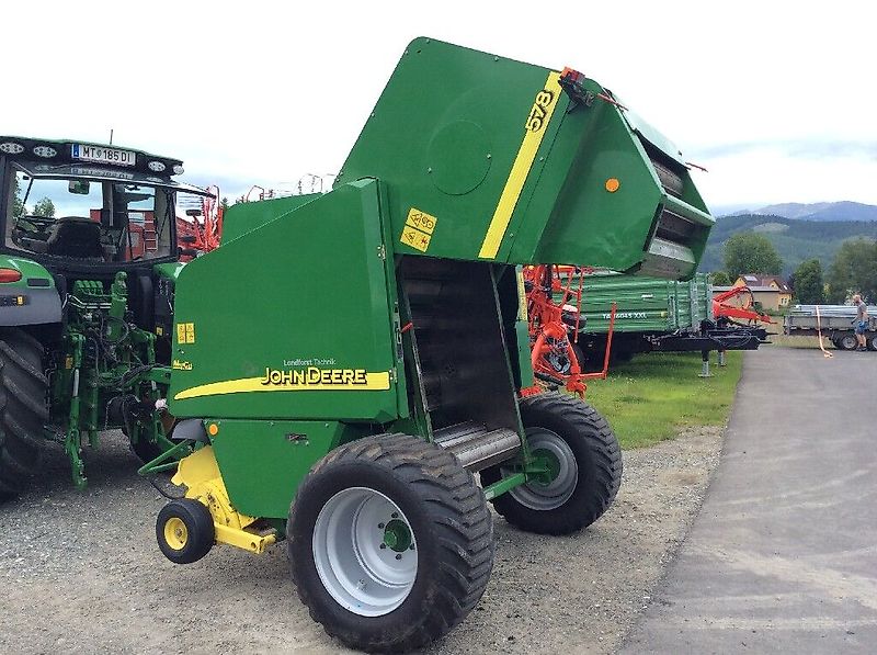 John Deere 578