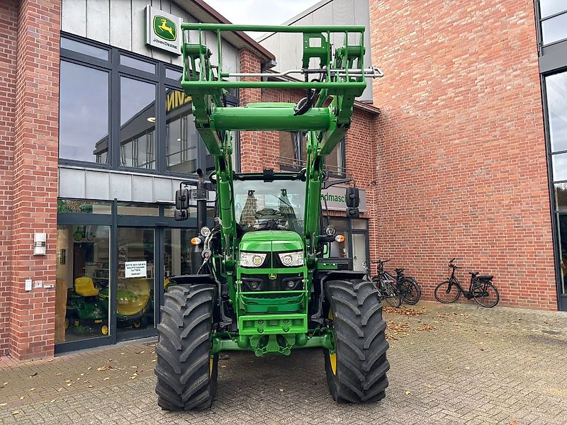 John Deere 6130R inkl. John Deere 643R