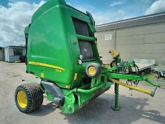 John Deere PRESSE JOHN DEERE 864