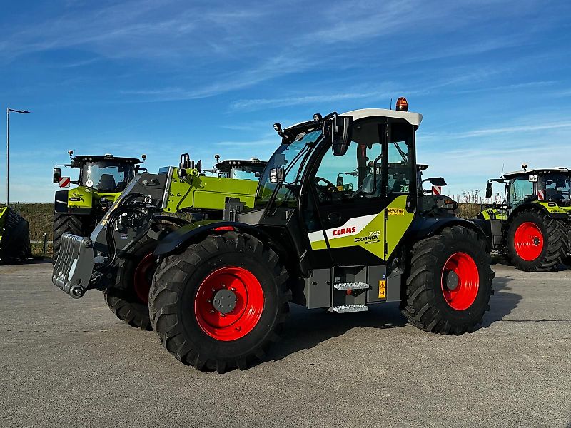 Claas Scorpion 742