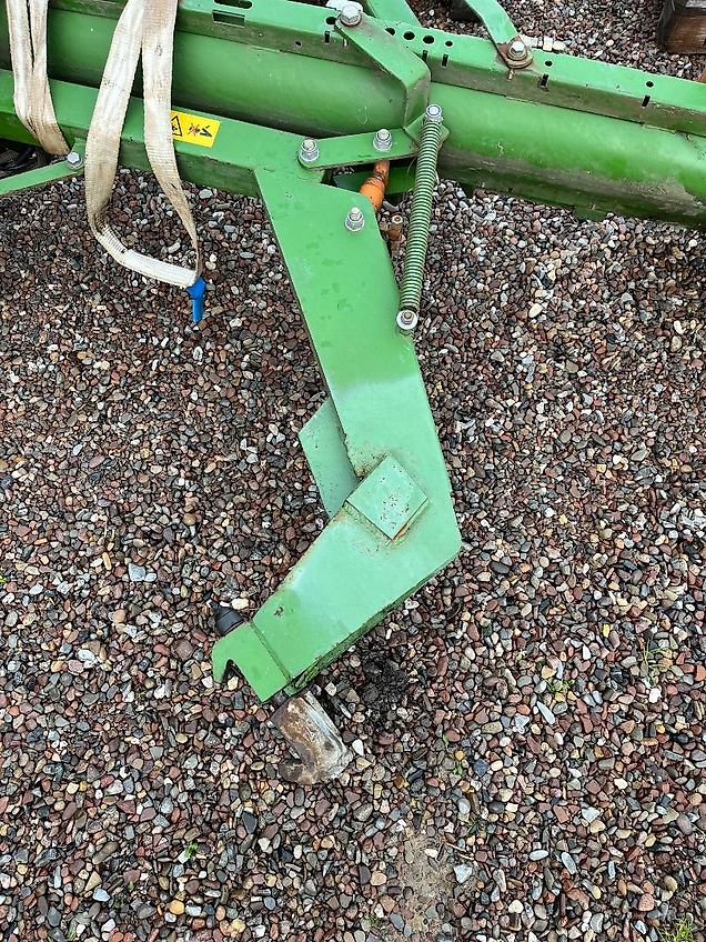 Amazone Düngerbefüllschnecke mit hydr. Neigungsverstellung und Doppelauslauf (von ED 601-K)