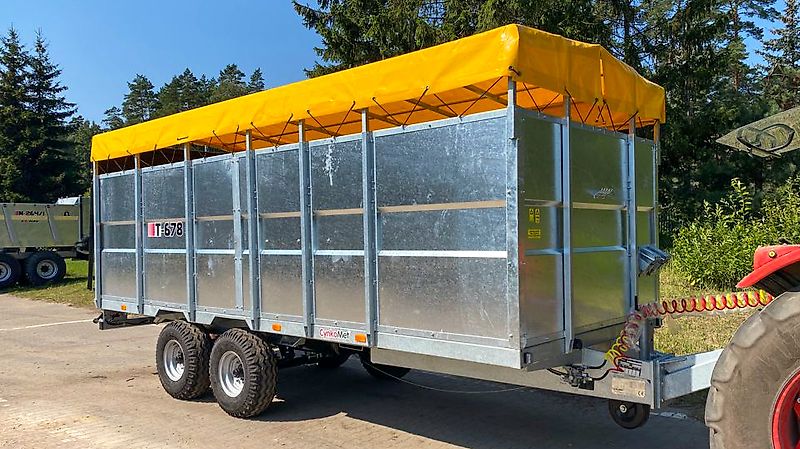MD CM Viehanhänger T-678 Kurier 10