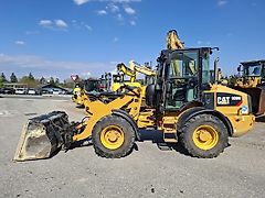 Caterpillar 908M