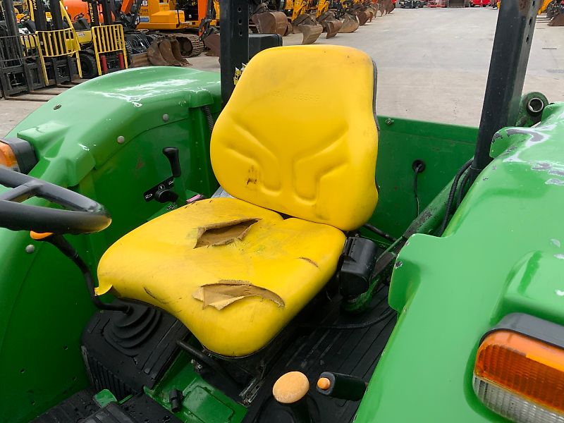 John Deere 5055E Tractor (ST24652)