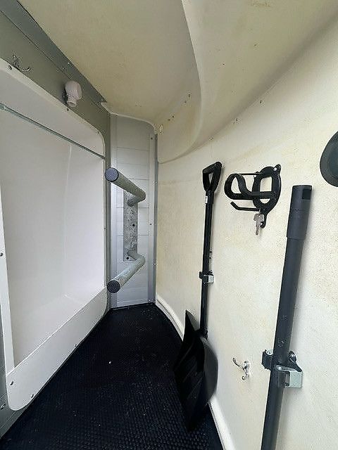 Humbaur Xanthos Aero Pferdeanhänger 2,4t. ALU SK DS NEU